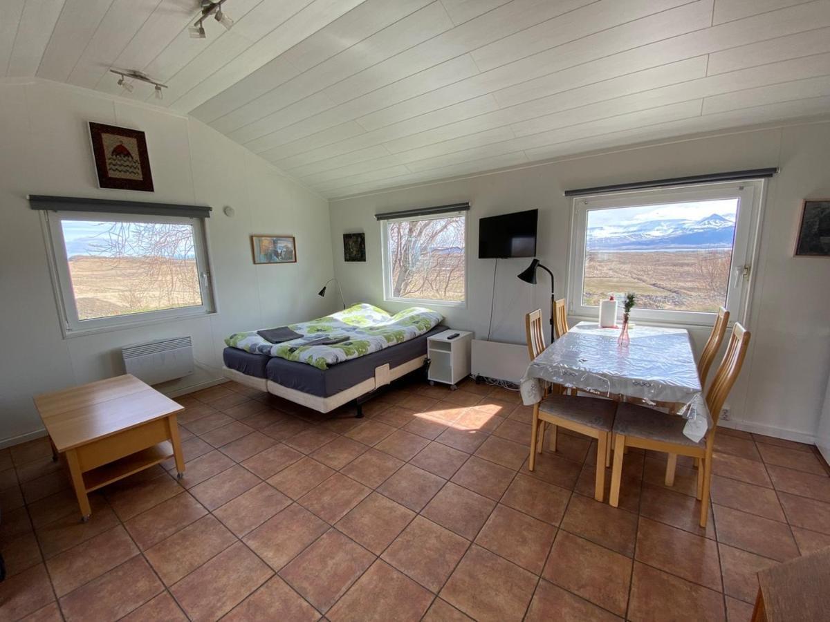 Laekjarkot Rooms And Cottages With Kitchen Borgarnes Extérieur photo